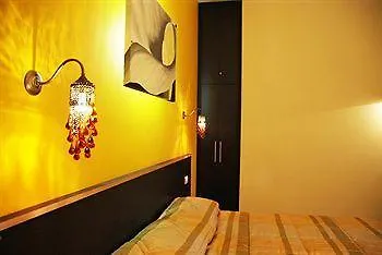 Termini Station Rooms 2 Roma Italia